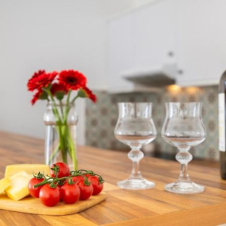Apartamento Cor Do Mar - Sunny, Clean And Spacious Apartment With Sea View, In Alvor - Very Close Walking Distance To The Beach And Alvor Village Экстерьер фото